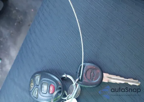 2010 Chevrolet Suburban 1500 Ls z USA, uszkodzony, nr VIN 1GNUCHE09AR161953